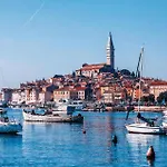 1 Bedroom Awesome Home In Rovinj