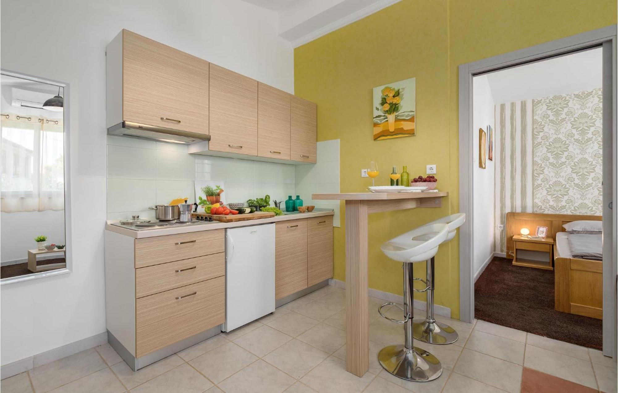 Ferienhaus 1 Bedroom Awesome In Rovinj