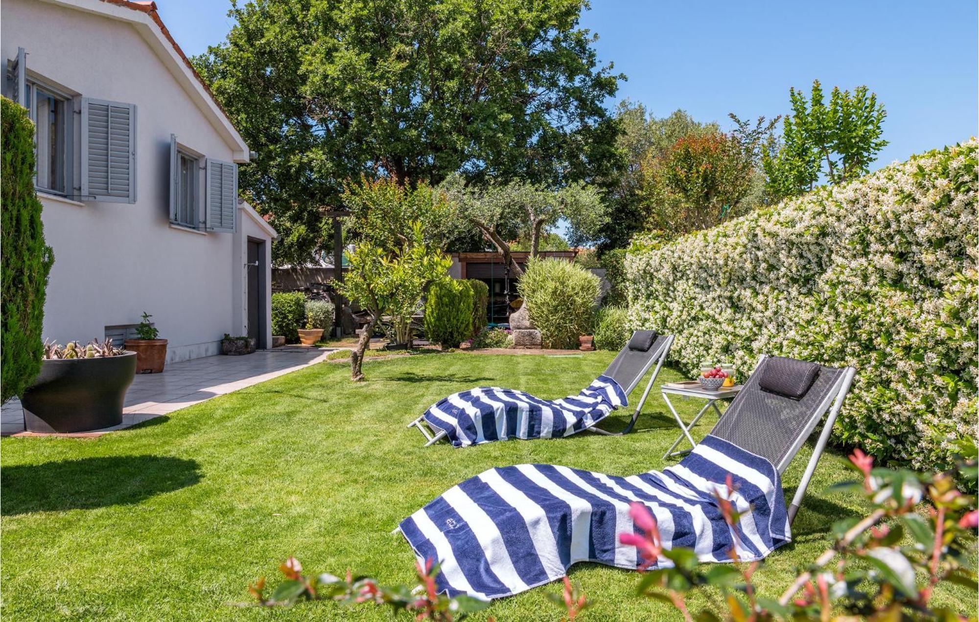 1 Bedroom Awesome In Ferienhaus *